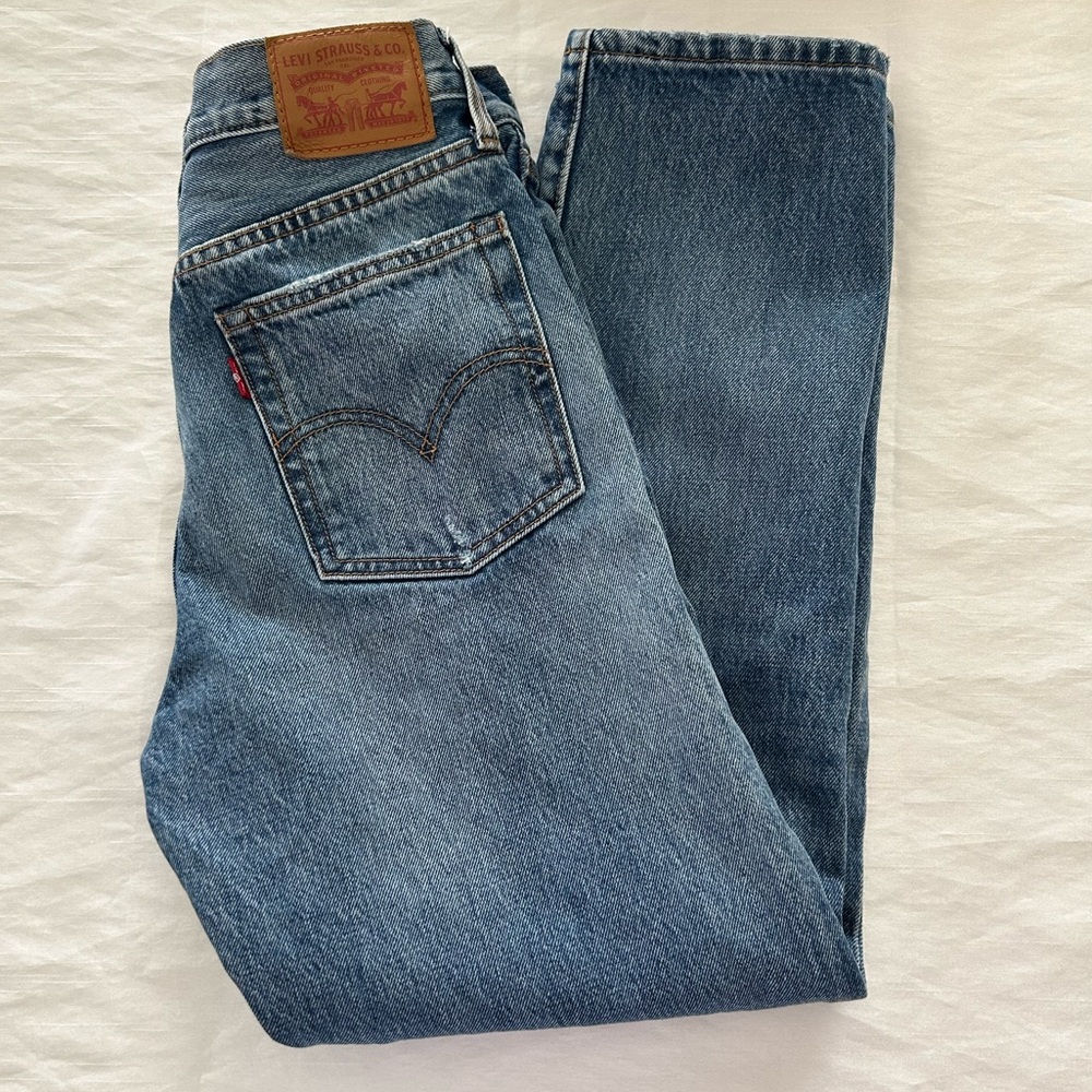 Levi’s Wedgie Straight Jeans